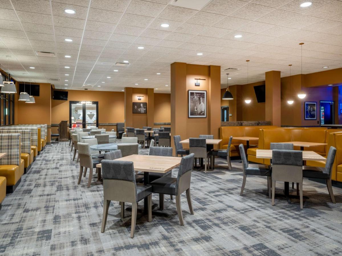 Hilton Garden Inn Jeffersonville, In מראה חיצוני תמונה
